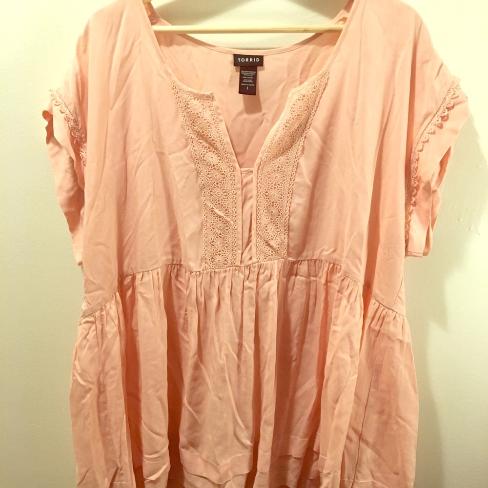 NWOT Cute Pink Torrid Top